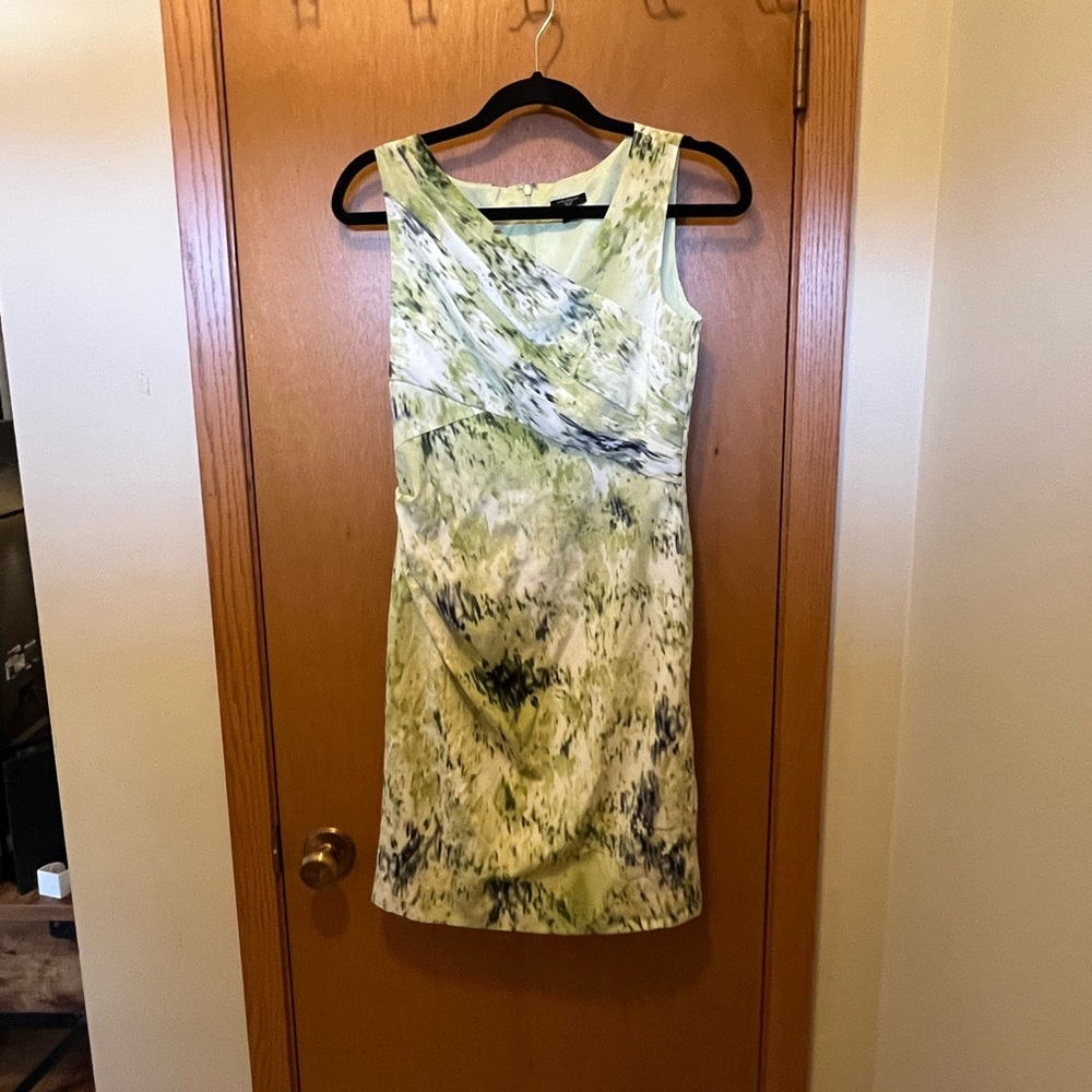 Ann Taylor Lime Green and Black Patterned Silk Dress Size 0